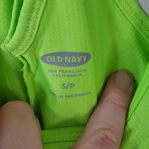 Old Navy Workout Shirt - Picture 3 of 3
